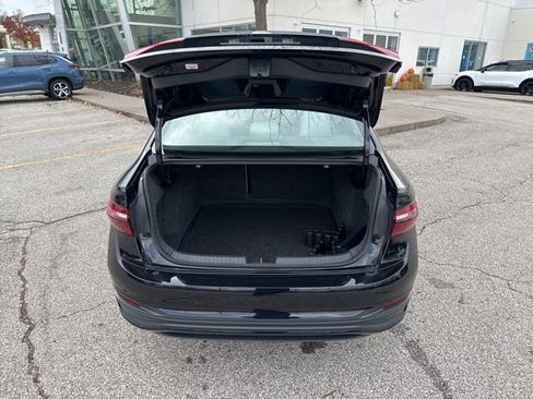 Certified 2023 Volkswagen Jetta SE image 44