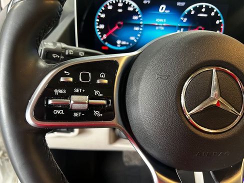 Used 2021 Mercedes-Benz GLA 250 4MATIC image 7