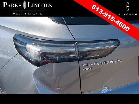 Used 2021 Buick Envision Avenir w/ Technology Package II image 7