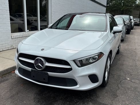 Used 2020 Mercedes-Benz A 220 image 2