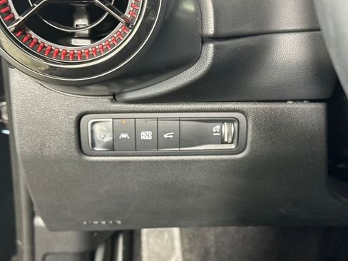 Used 2024 Chevrolet Equinox EV RS image 19