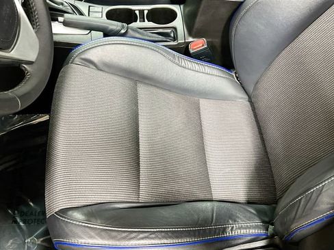 Used 2017 Toyota Corolla SE image 18