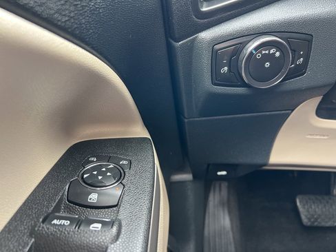 Used 2019 Ford EcoSport S image 19