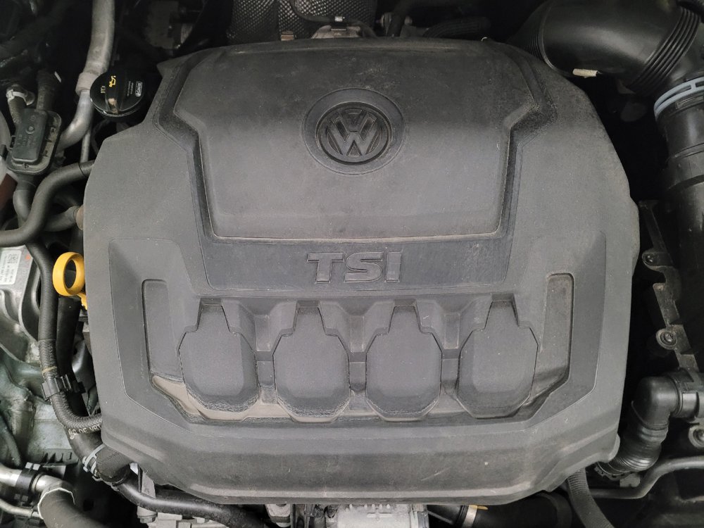 Used 2020 Volkswagen Tiguan SE w/ Panoramic Sunroof Package FWD image 30