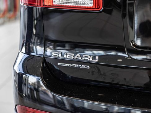 Used 2010 Subaru Tribeca Limited image 17