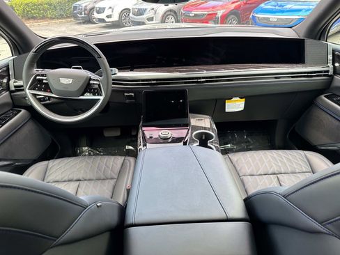 New 2026 Cadillac Escalade IQ Sport 1 w/ LPO, ONYX Package image 17