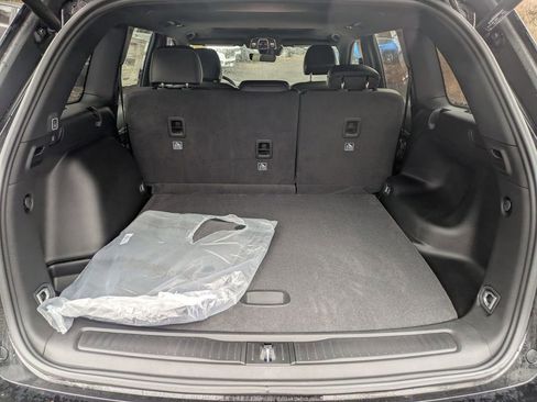 New 2026 Jeep Grand Cherokee Altitude image 29