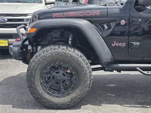 Used 2018 Jeep Wrangler Unlimited Rubicon AWD/4WD image 8