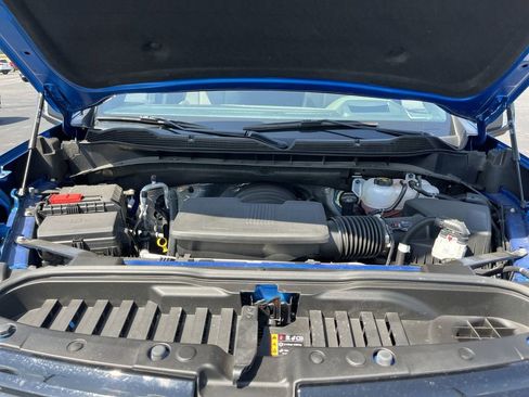 Certified 2023 Chevrolet Silverado 1500 ZR2 w/ Technology Package image 31