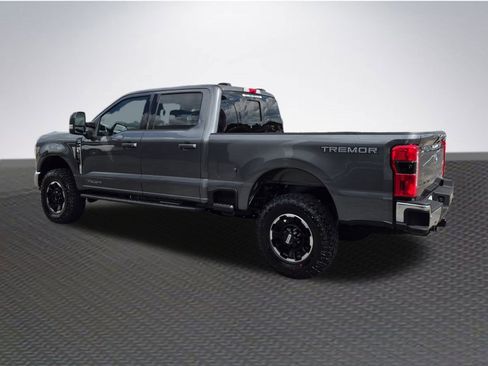 New 2026 Ford F250 Lariat w/ Tremor Off-Road Package image 5