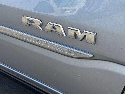 Used 2020 RAM 1500 Limited image 8