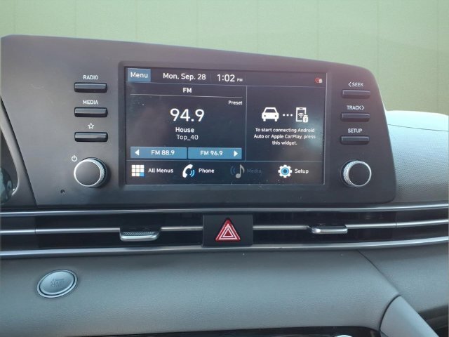 Used 2021 Hyundai Elantra SEL FWD image 26