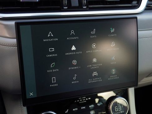 Used 2025 Jaguar F-PACE R-Dynamic S image 19