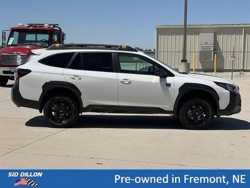 Used 2025 Subaru Outback Wilderness AWD/4WD image 3