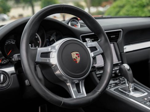 Used 2014 Porsche 911 Turbo AWD/4WD image 13