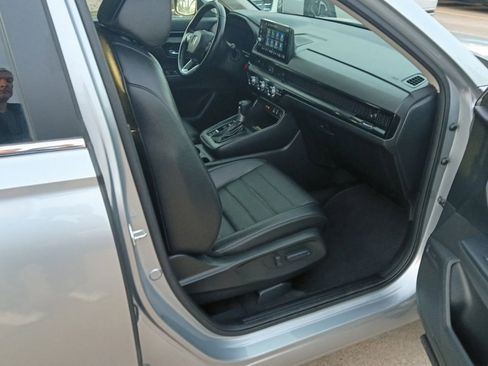 Used 2025 Honda CR-V EX-L image 9