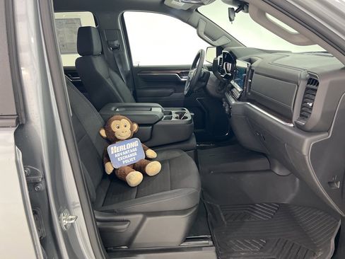 Used 2025 Chevrolet Silverado 1500 LT image 24