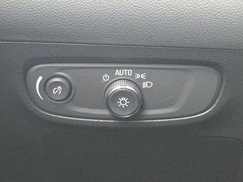 Used 2024 Buick Encore GX Avenir w/ Avenir Convenience Package image 13