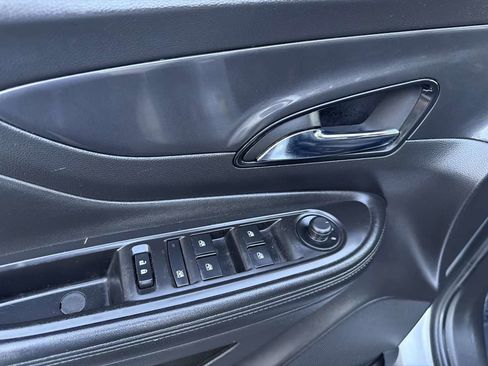 Used 2018 Buick Encore Preferred image 32