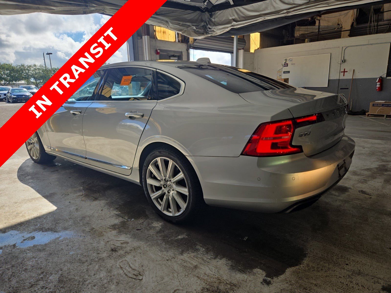 Used 2018 Volvo S90 T6 Inscription w/ Convenience Package AWD/4WD image 5