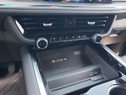 New 2026 Chevrolet Tahoe Z71 w/ Comfort Package image 25