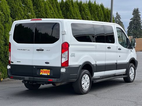 Used 2018 Ford Transit 150 XLT image 4