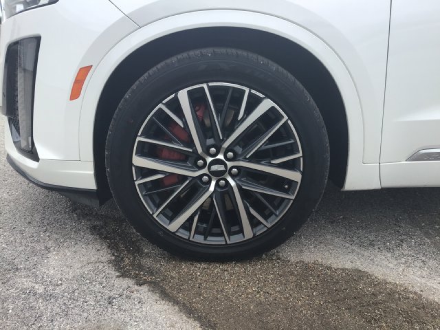 Used 2023 Cadillac XT6 Sport AWD/4WD image 27