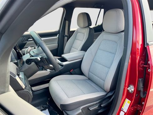 Used 2025 GMC Terrain Elevation image 20