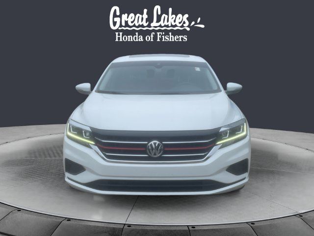 Used 2021 Volkswagen Passat 2.0T SE FWD image 8