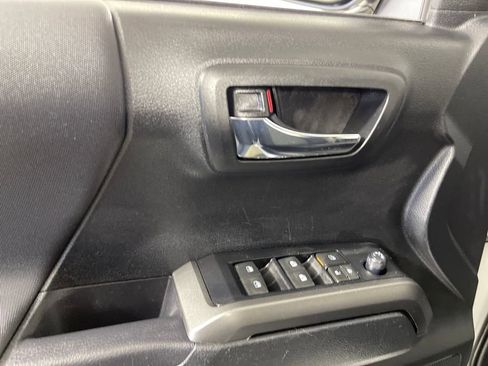 Certified 2023 Toyota Tacoma TRD Sport image 16