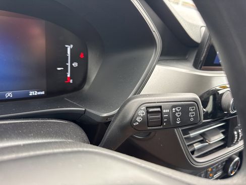 Certified 2025 Ford Escape Active image 13