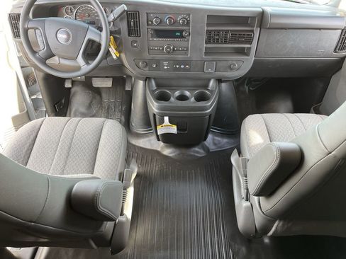 New 2025 GMC Savana 2500 Extended w/ Driver Convenience Package image 20