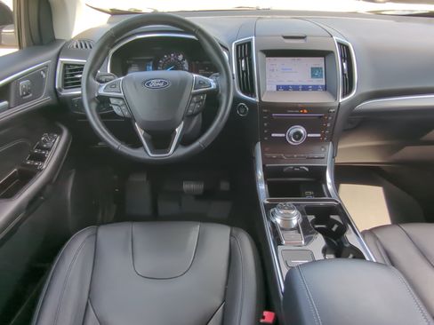 Certified 2019 Ford Edge Titanium FWD image 14