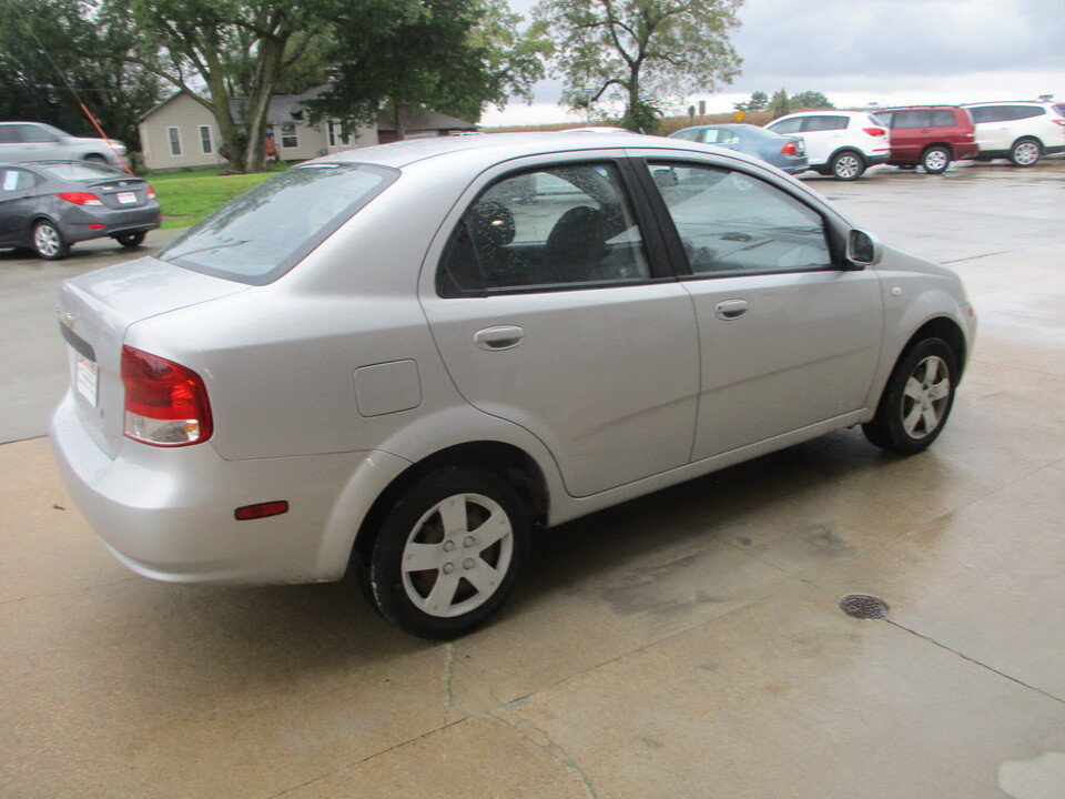 Used 2006 Chevrolet Aveo LS FWD image 15