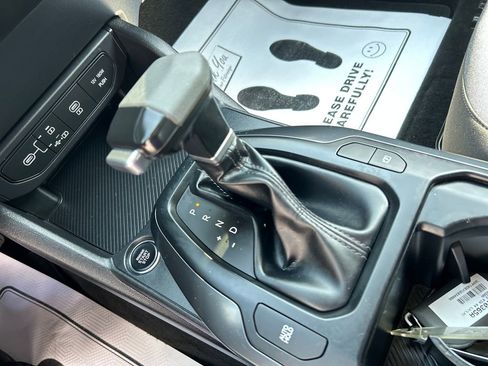 Used 2025 Kia K4 LXS image 18