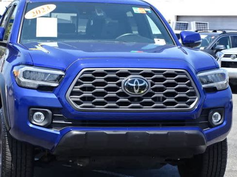 Certified 2023 Toyota Tacoma TRD Off-Road w/ TRD Premium Off Road Package AWD/4WD image 4