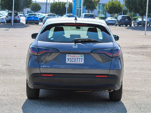 Used 2025 Honda HR-V LX image 8