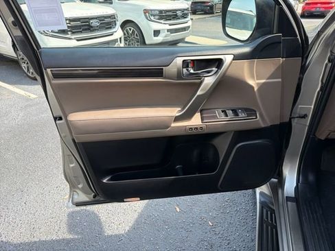 Used 2021 Lexus GX 460 Premium image 13