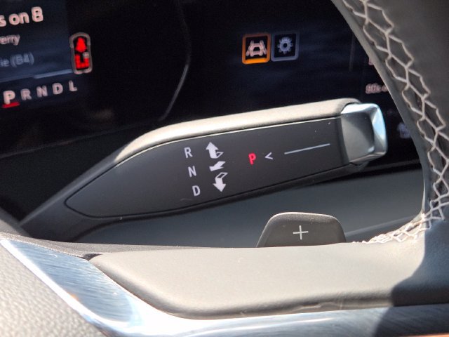 Used 2025 Chevrolet Traverse LT w/ LPO, Floor Liner Package FWD image 31