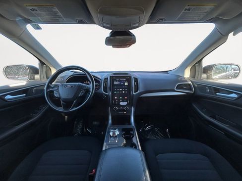 Used 2022 Ford Edge SE w/ Black Appearance Package image 13