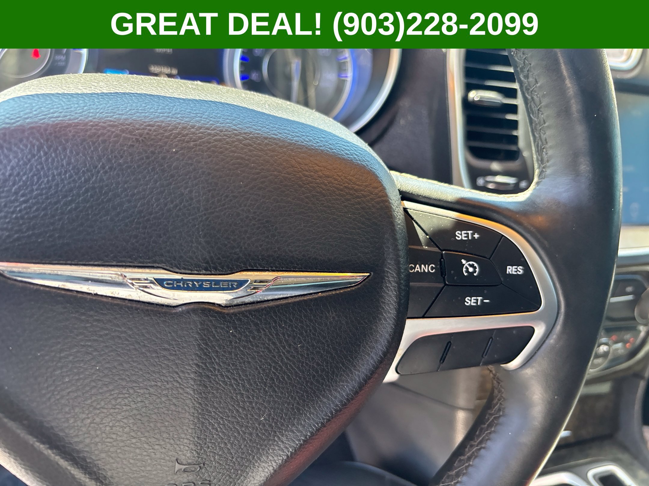 Used 2016 Chrysler 300 C RWD image 25
