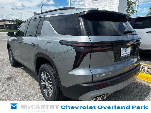 New 2026 Chevrolet Traverse LT w/ Driver Confidence Package FWD image 3