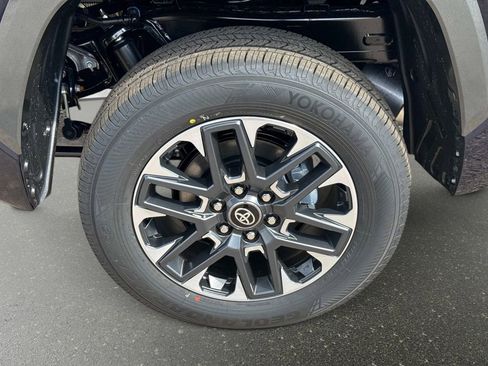 New 2026 Toyota Tundra Limited image 12