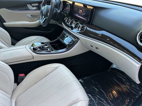 Used 2019 Mercedes-Benz E 300 image 16