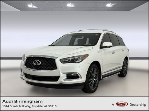 Used 2017 INFINITI QX60 FWD w/ Deluxe Technology Package image 1