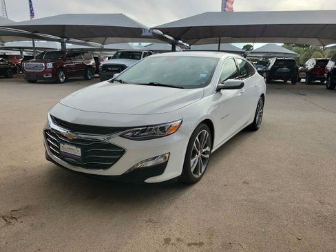 Used 2024 Chevrolet Malibu LT FWD image 4