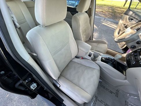 Used 2014 Nissan Rogue S image 20