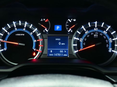 Used 2015 Toyota 4Runner Trail image 23