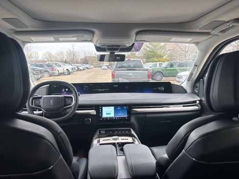 New 2025 Lincoln Navigator L Reserve image 38