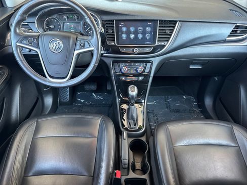 Used 2018 Buick Encore Essence image 13